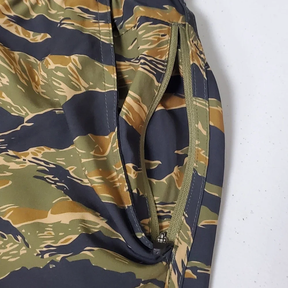 Zero Foxtrot Mens Pull On Drawstring 10 In Inseam Shorts Size XXL Camo Athletic